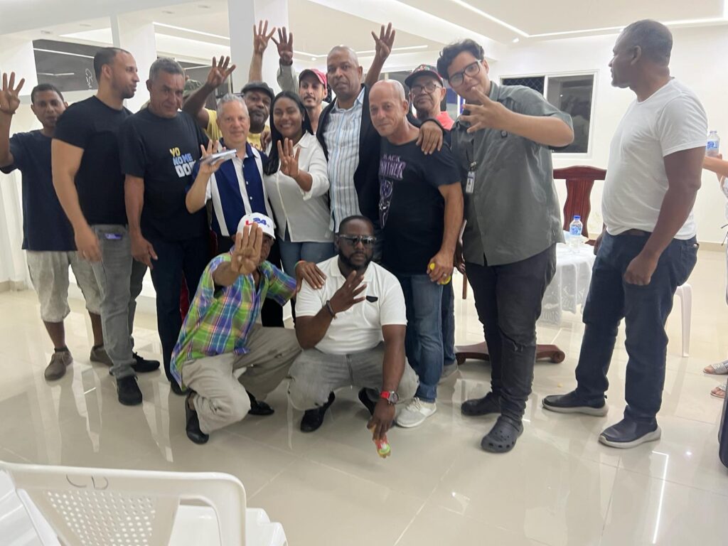IMG-20240313-WA0001-1-1024x768 Diputada Por Santo Domingo Oeste por el Partido Revolucionario Dominicano PRM se Reúne Con Dirigentes. Comunitarios