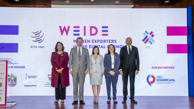 Pamela Coke-Hamilton, Víctor Bisonó Ito, Biviana Riveiro, Johanna Hill, Yaser Awad AI-Abdulla